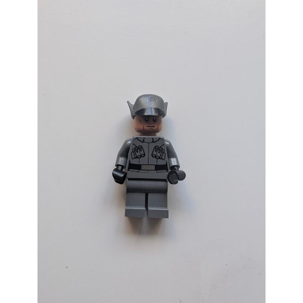 LEGO Star Wars First Order Officer Minifigure sw0670 Lieutenant Captain 75101